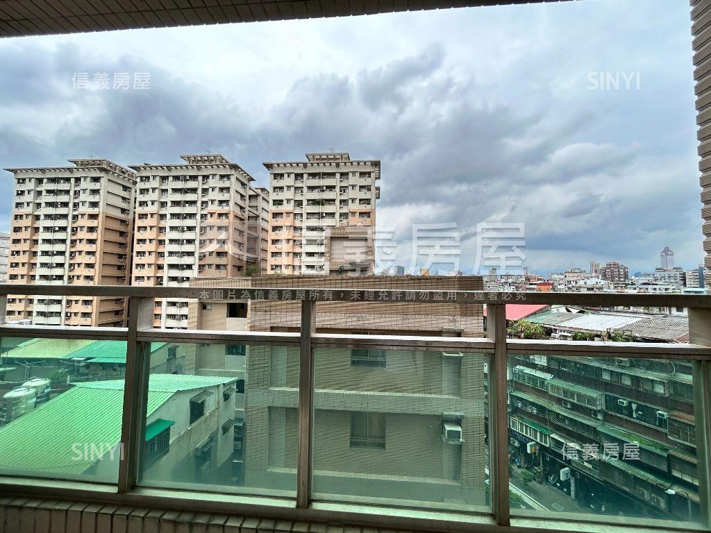慈安首璽高樓誠意出售房屋室內格局與周邊環境
