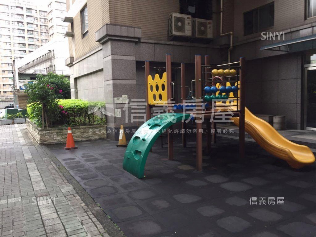 慈安首璽高樓誠意出售房屋室內格局與周邊環境
