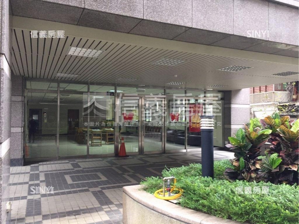 慈安首璽高樓誠意出售房屋室內格局與周邊環境