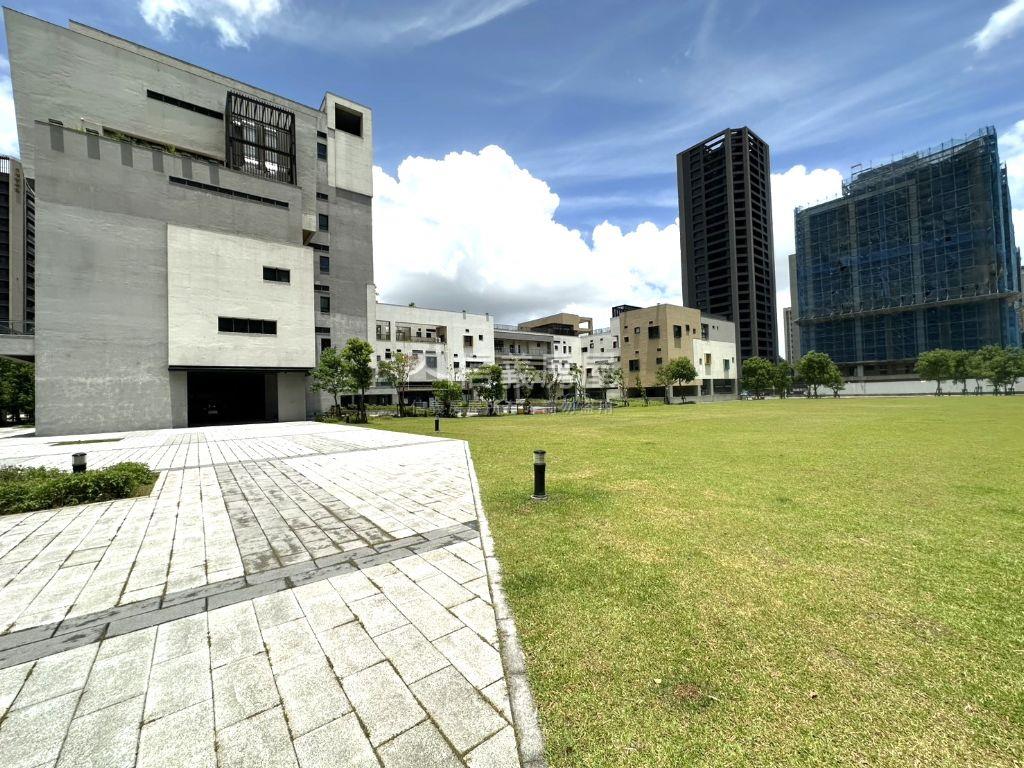 君邑莫札特三房坡平美宅房屋室內格局與周邊環境