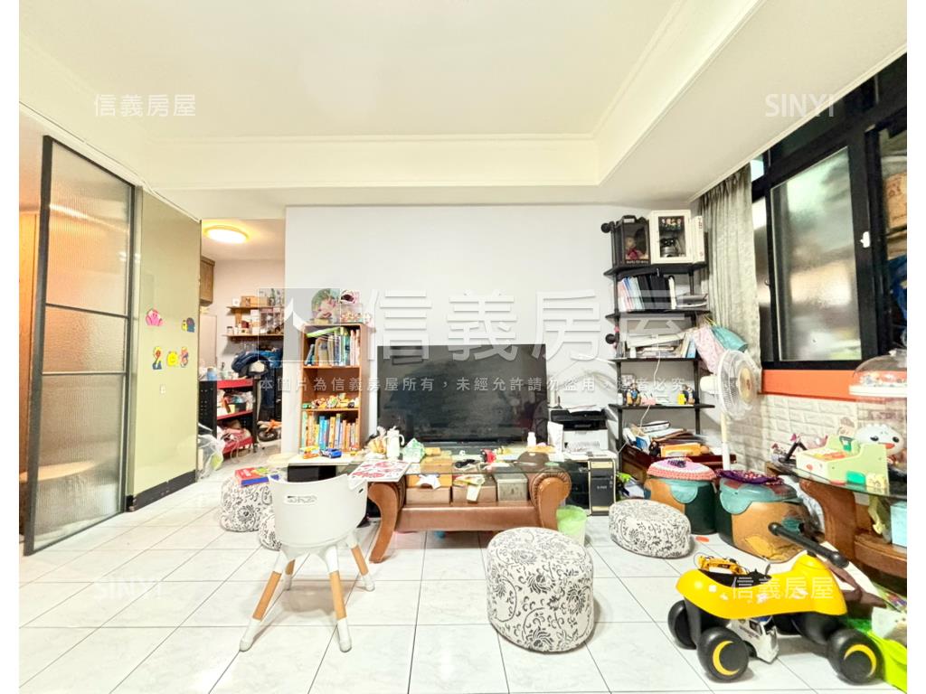 稀有民權路景觀３房房屋室內格局與周邊環境