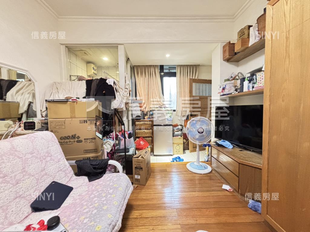 稀有民權路景觀３房房屋室內格局與周邊環境