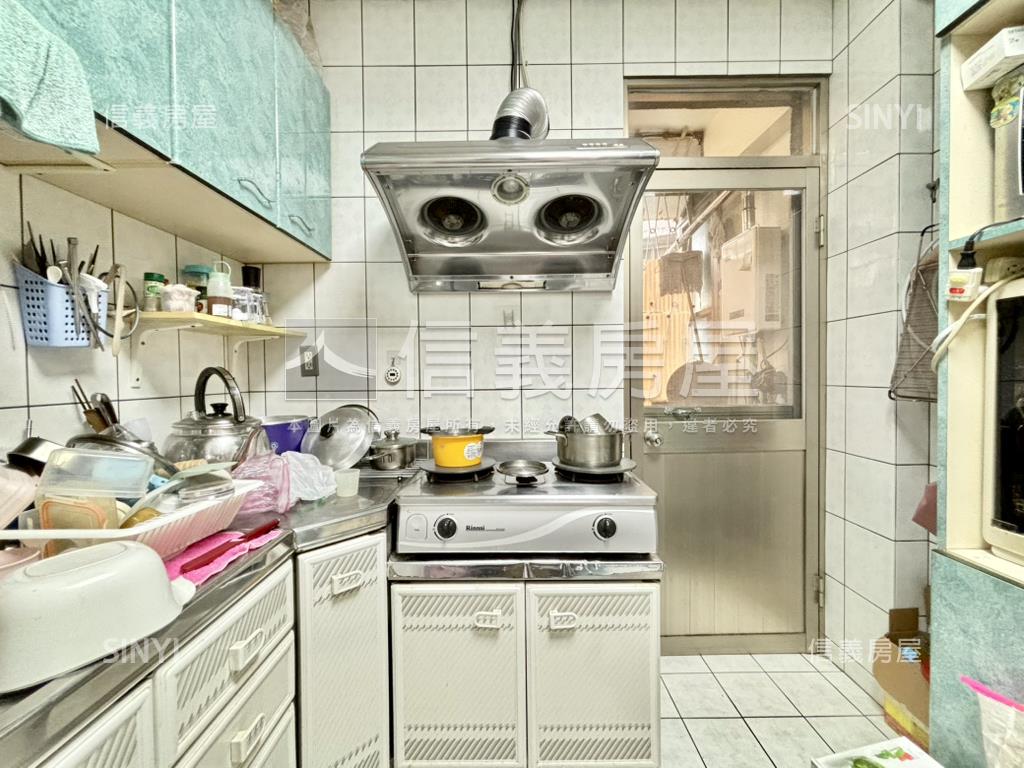 稀有民權路景觀３房房屋室內格局與周邊環境