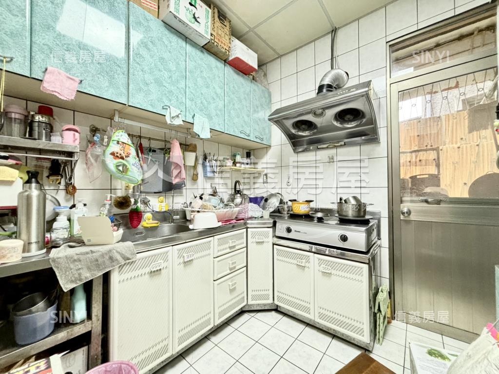 稀有民權路景觀３房房屋室內格局與周邊環境