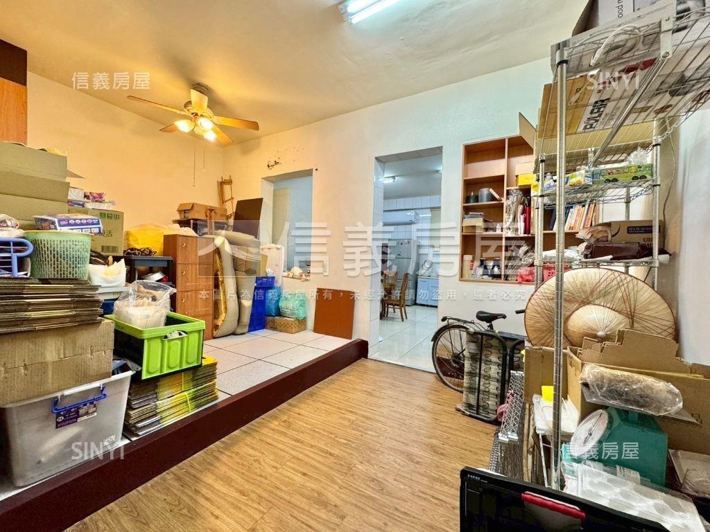 門前可停車臨路透天房屋室內格局與周邊環境