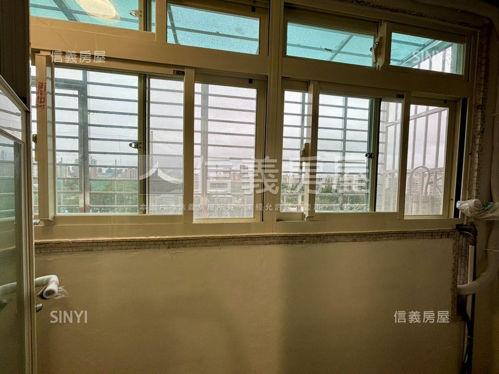 ✿公園美景國興電梯兩房✿房屋室內格局與周邊環境