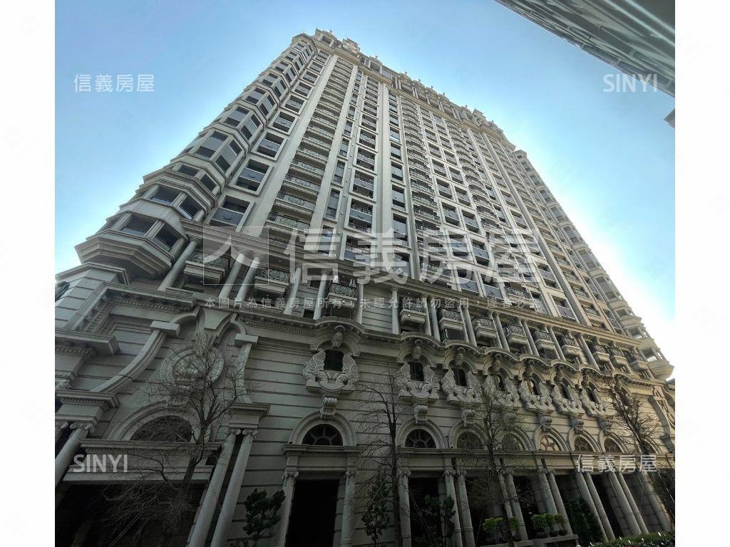 赫里翁四房雙平車房屋室內格局與周邊環境
