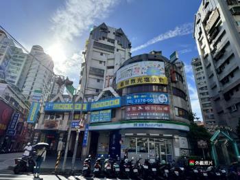 彩虹三樓辦公首選