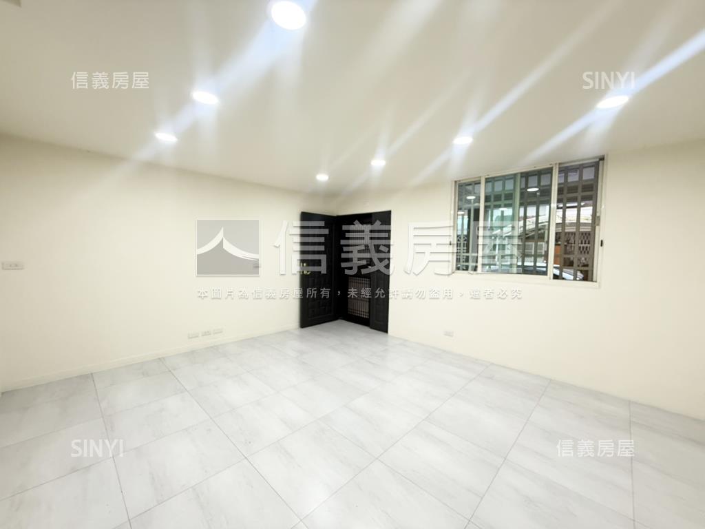 賴厝國小旁停車方便透天房屋室內格局與周邊環境