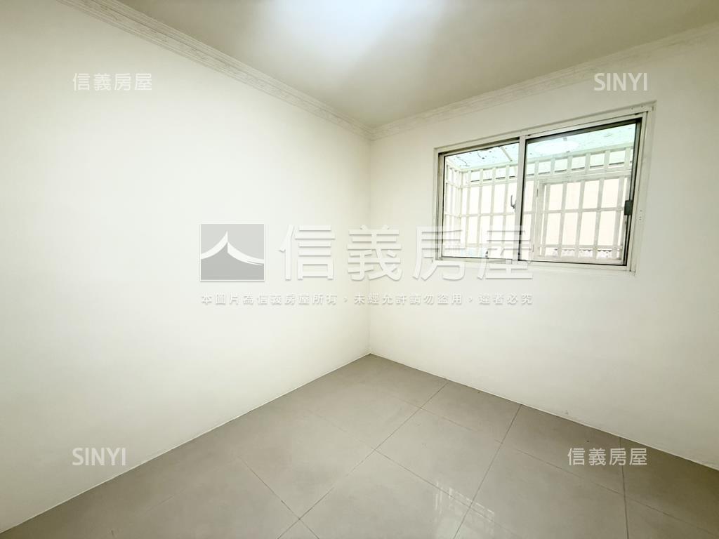 賴厝國小旁停車方便透天房屋室內格局與周邊環境