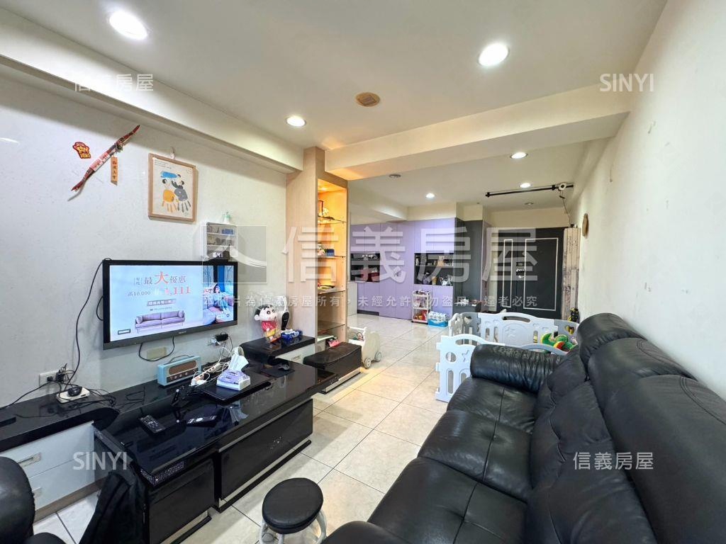 近中山醫三房附車位房屋室內格局與周邊環境