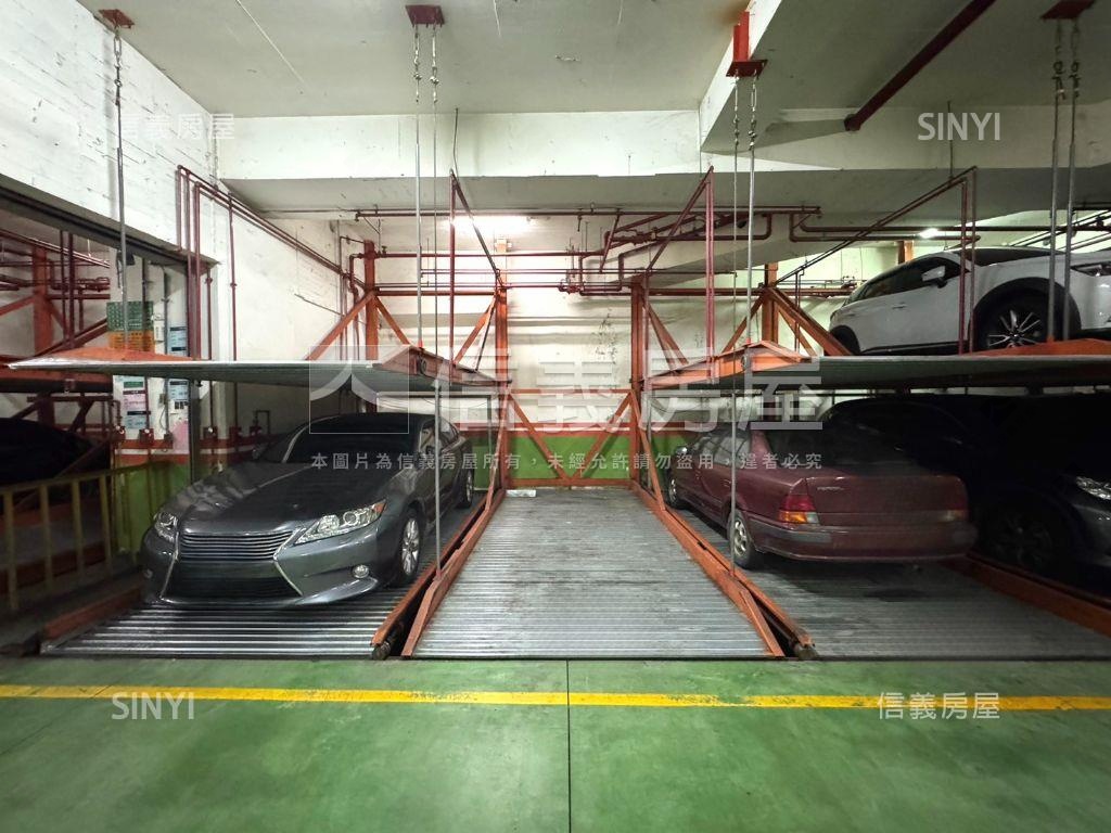 近中山醫三房附車位房屋室內格局與周邊環境