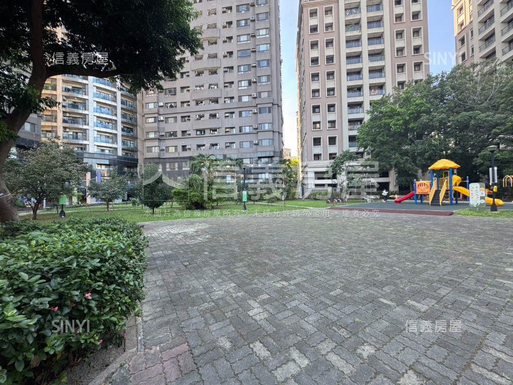 近中山醫三房附車位房屋室內格局與周邊環境