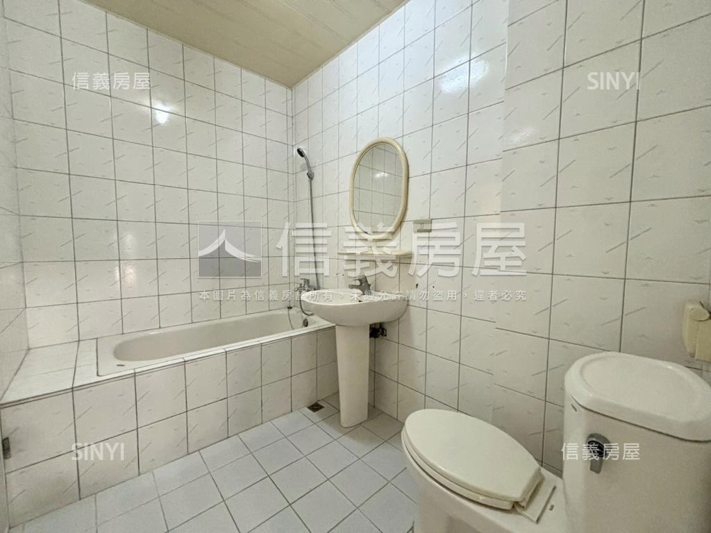 怡平路採光優質面寬雙車墅房屋室內格局與周邊環境