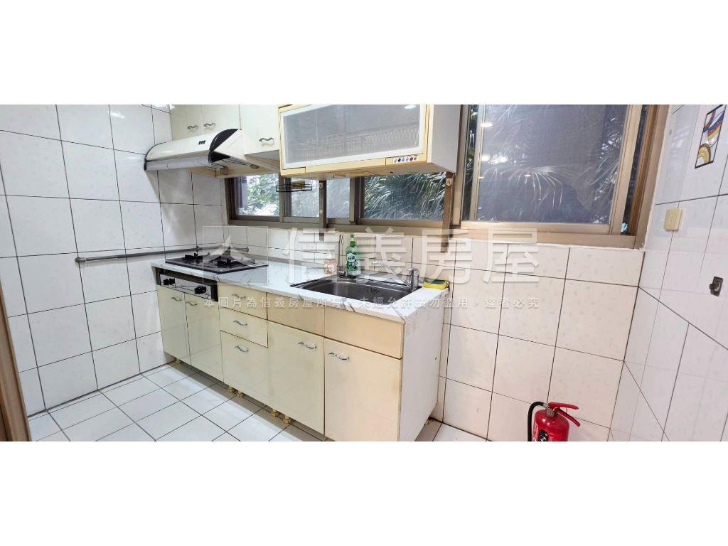 一層一戶景興景豐公園美宅房屋室內格局與周邊環境