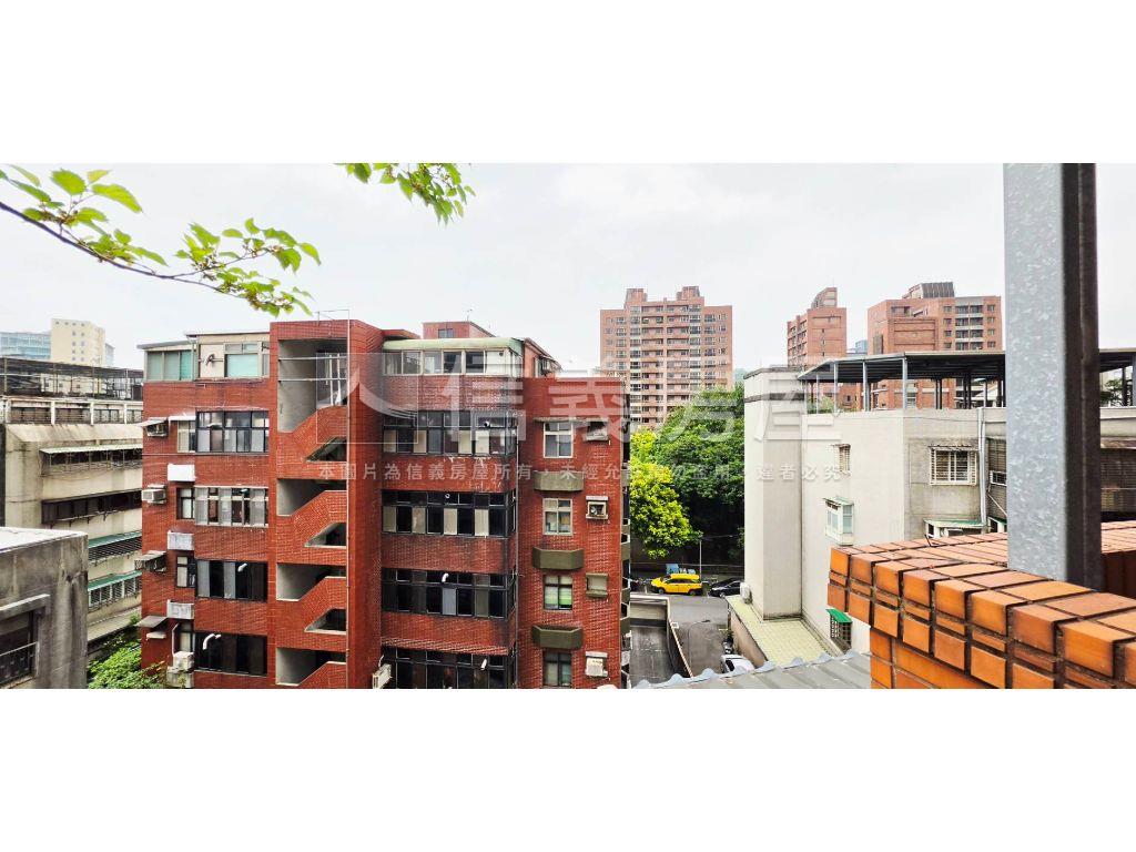 屋齡２４年近景豐公園公寓房屋室內格局與周邊環境