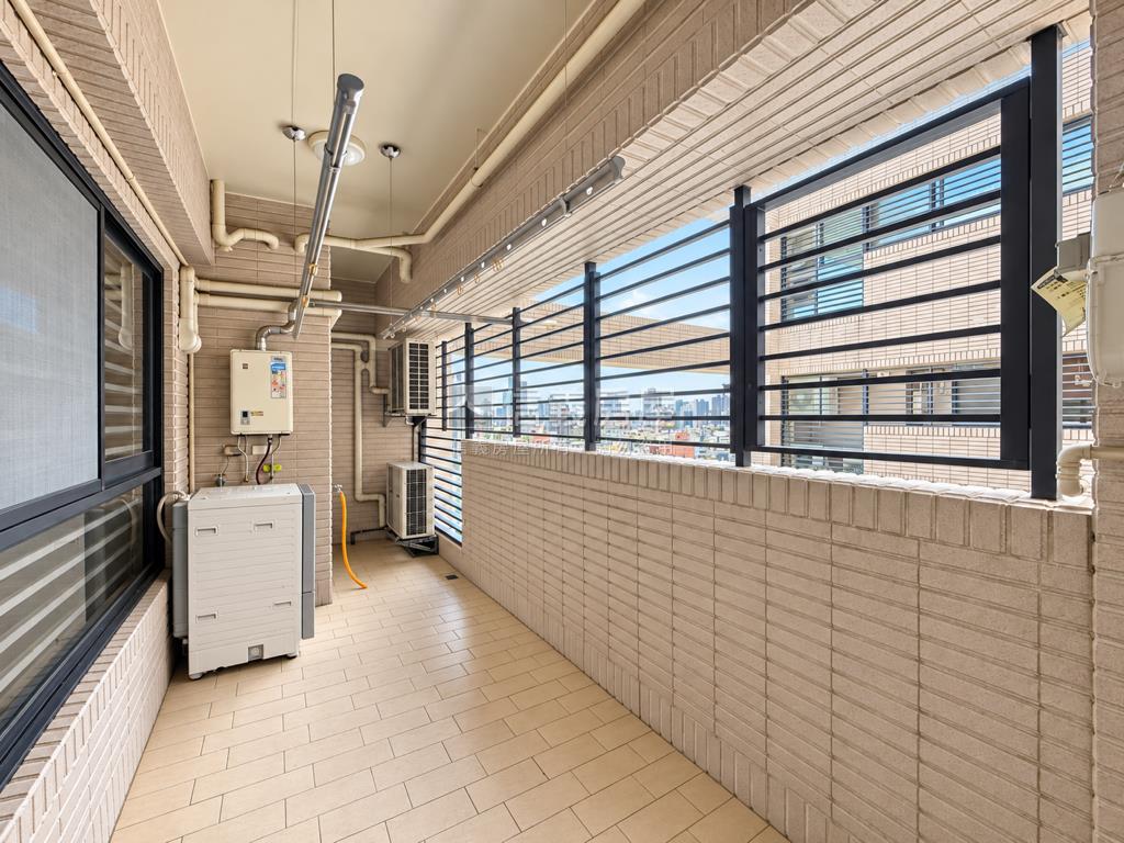 美麗綻景觀高樓裝潢豪邸房屋室內格局與周邊環境