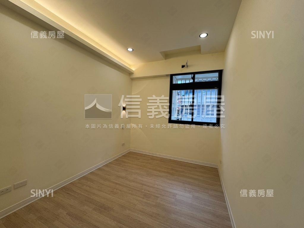 膝蓋救星二樓中誠街超美宅房屋室內格局與周邊環境