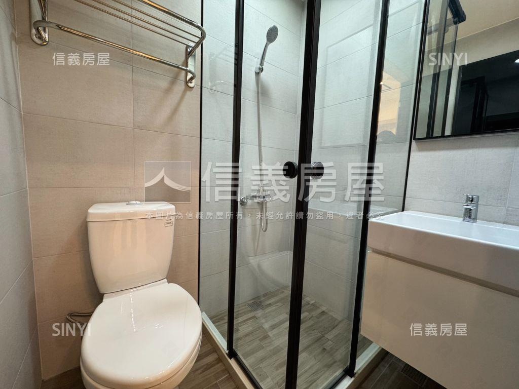 膝蓋救星二樓中誠街超美宅房屋室內格局與周邊環境
