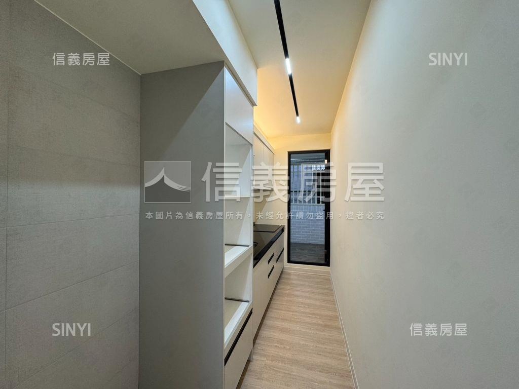 膝蓋救星二樓中誠街超美宅房屋室內格局與周邊環境