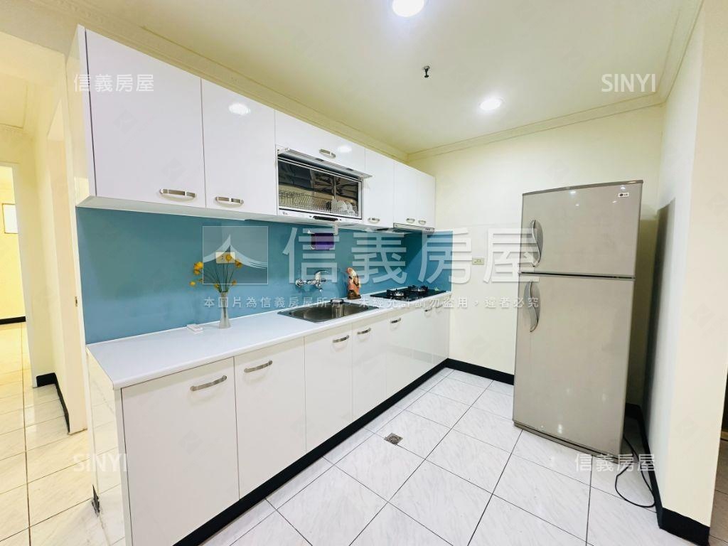 高樓層採光大空間三房平車房屋室內格局與周邊環境