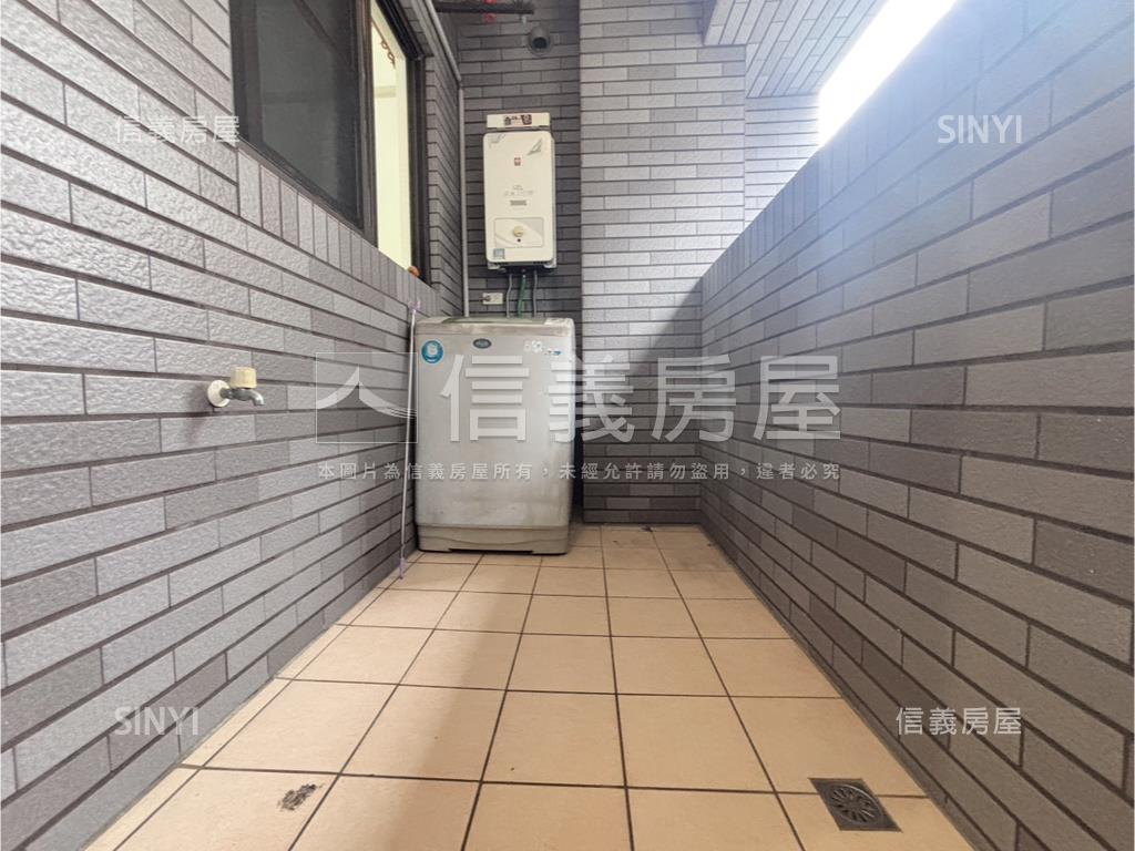 稀有！！！ＰＡＲＫ１８８房屋室內格局與周邊環境