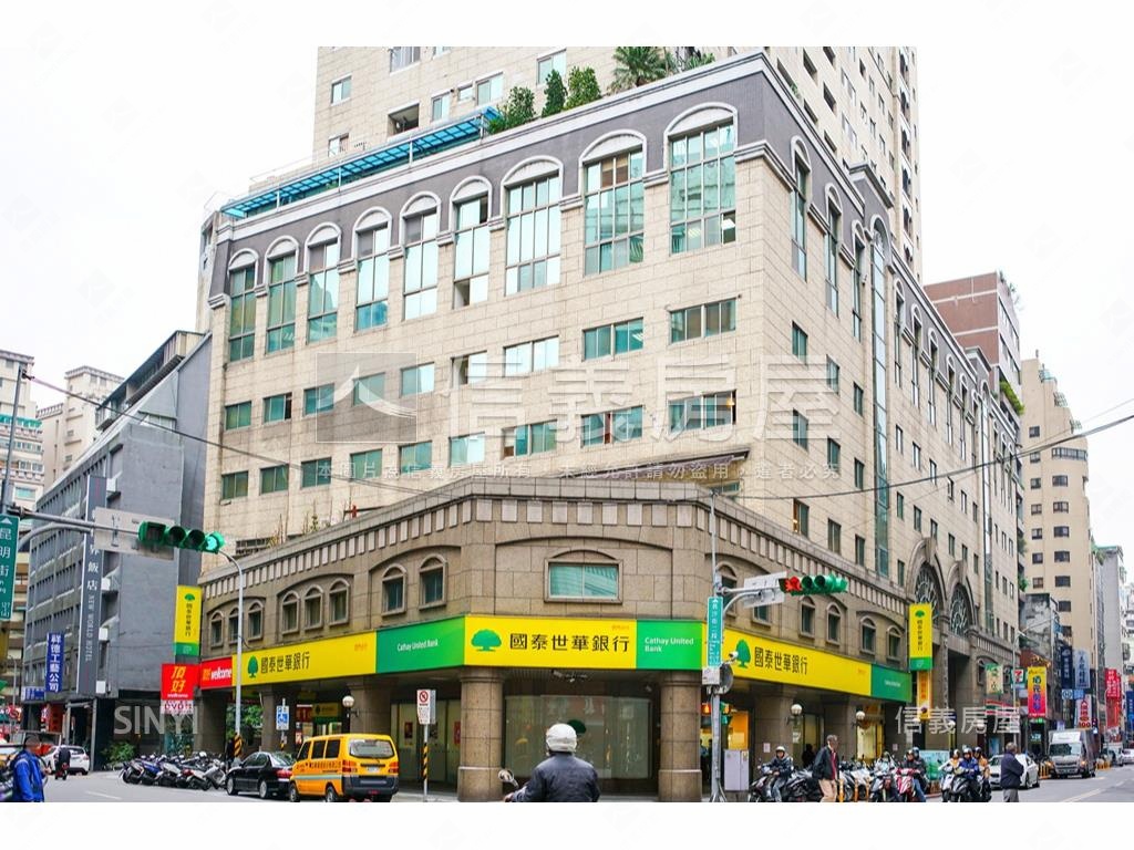 西門【爵市】。邊間辦公房屋室內格局與周邊環境