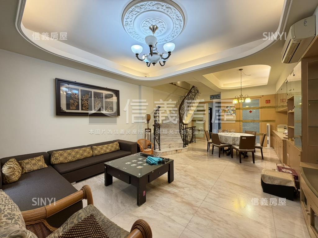 北屯近葳格大面寬別墅房屋室內格局與周邊環境