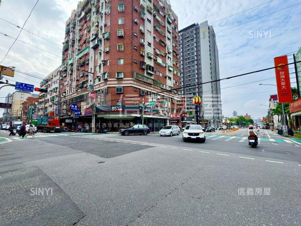 近延平公園機能四套房房屋室內格局與周邊環境