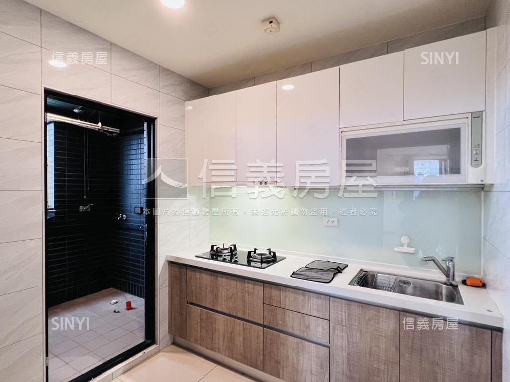 專任＊名軒夢享家三房車位房屋室內格局與周邊環境