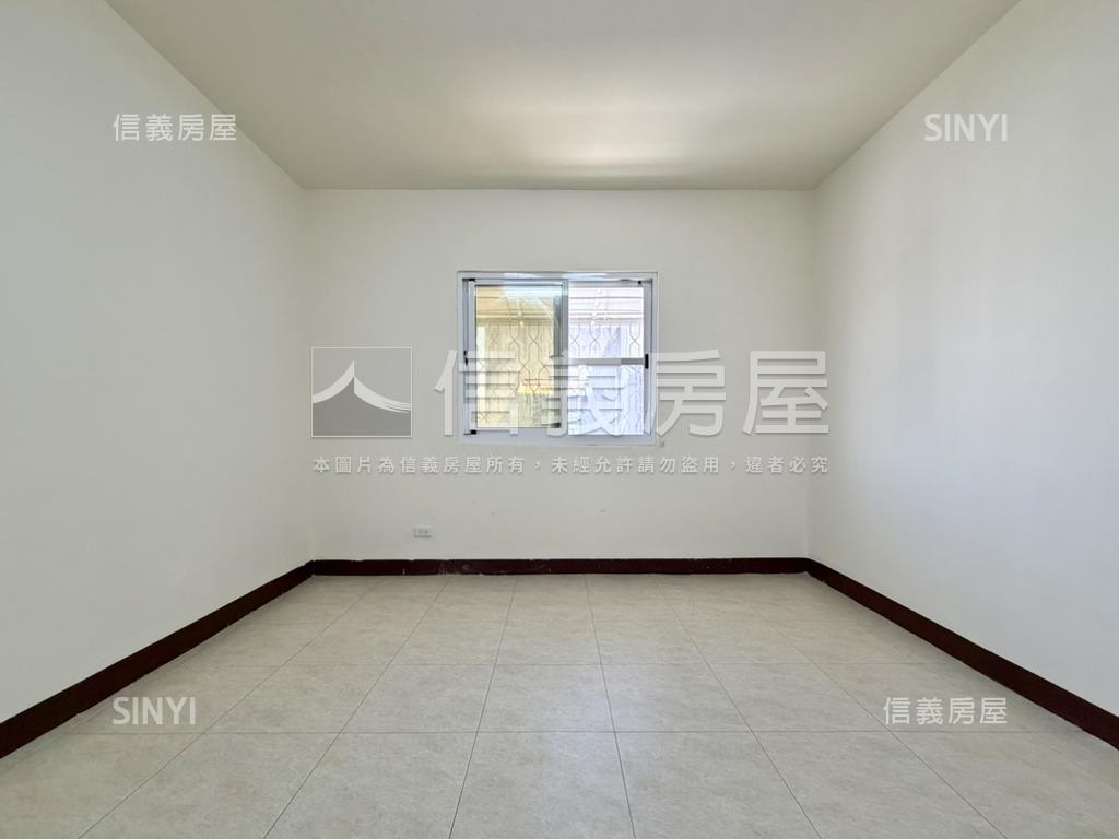 近誠品碳佐麻里三面採光寓房屋室內格局與周邊環境