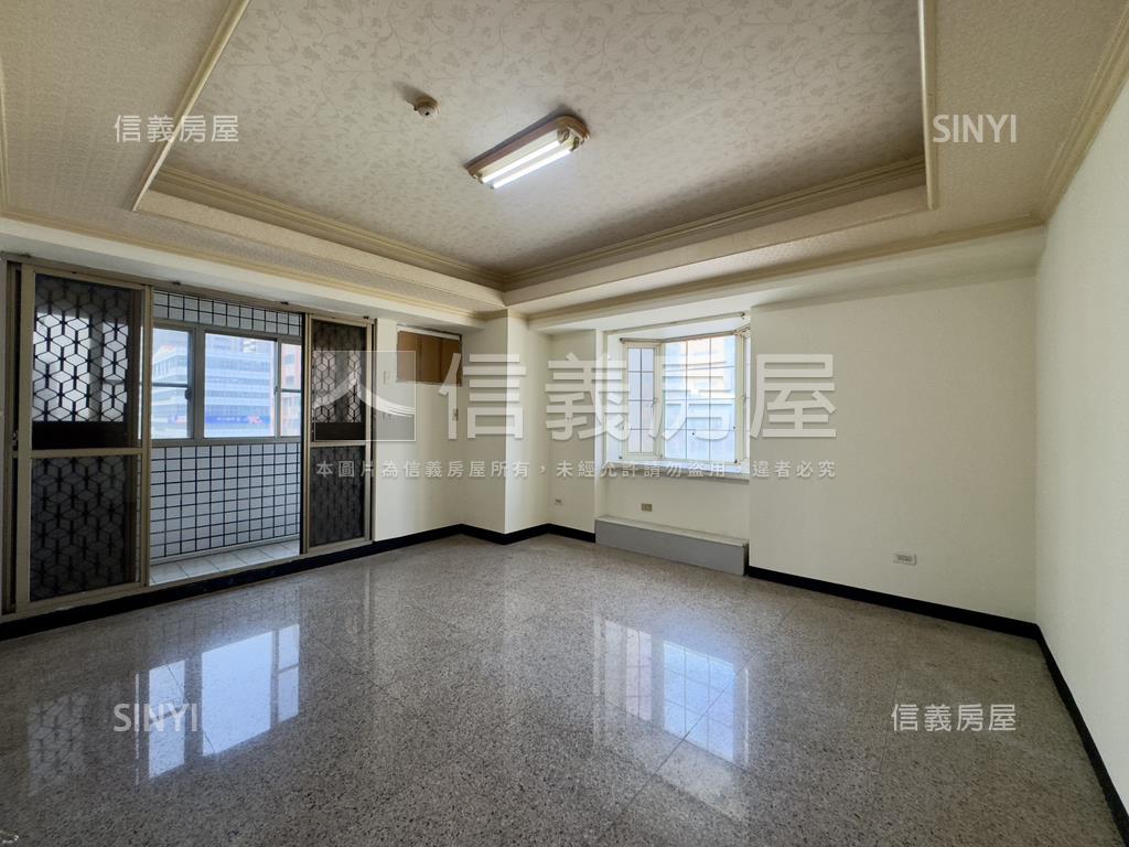 長榮路一段．三房車位宅房屋室內格局與周邊環境