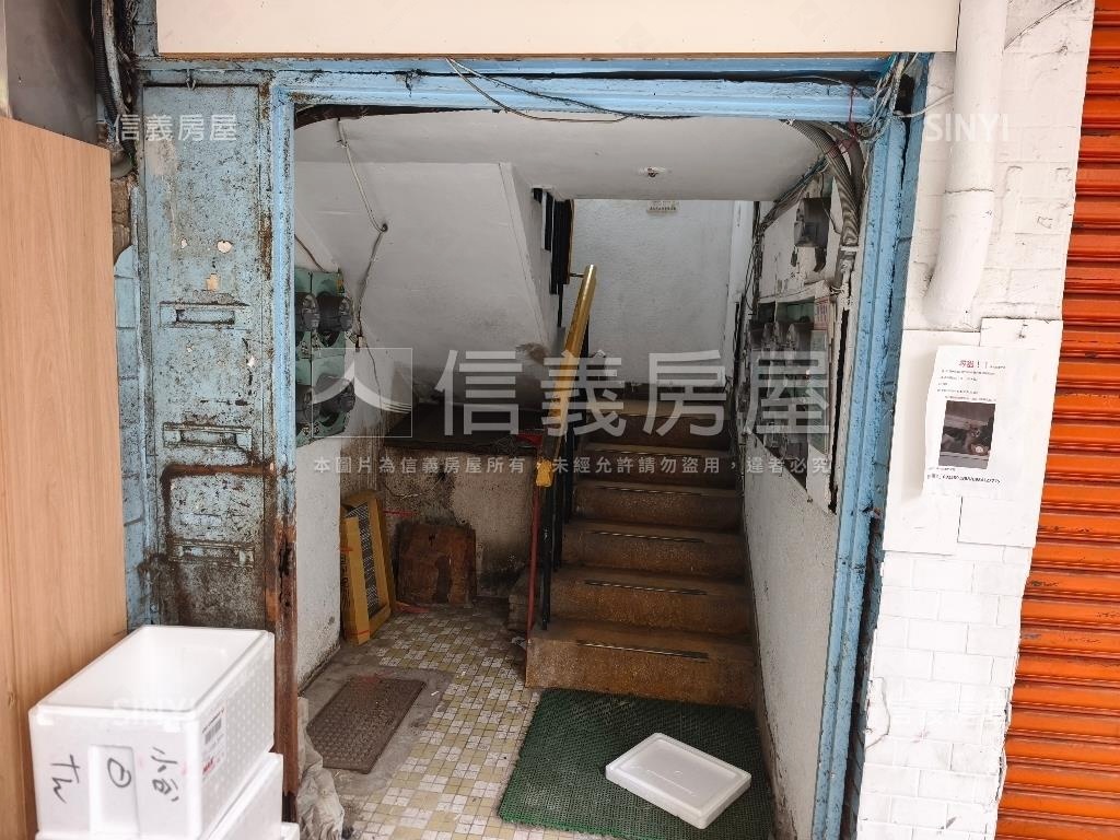 林森北三、四樓共１１戶房屋室內格局與周邊環境