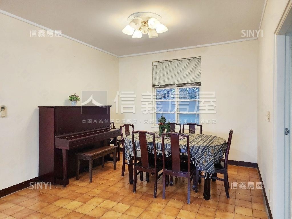 坐北朝南天母別墅景色絕佳房屋室內格局與周邊環境