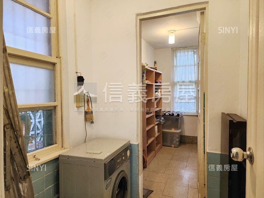 坐北朝南天母別墅景色絕佳房屋室內格局與周邊環境