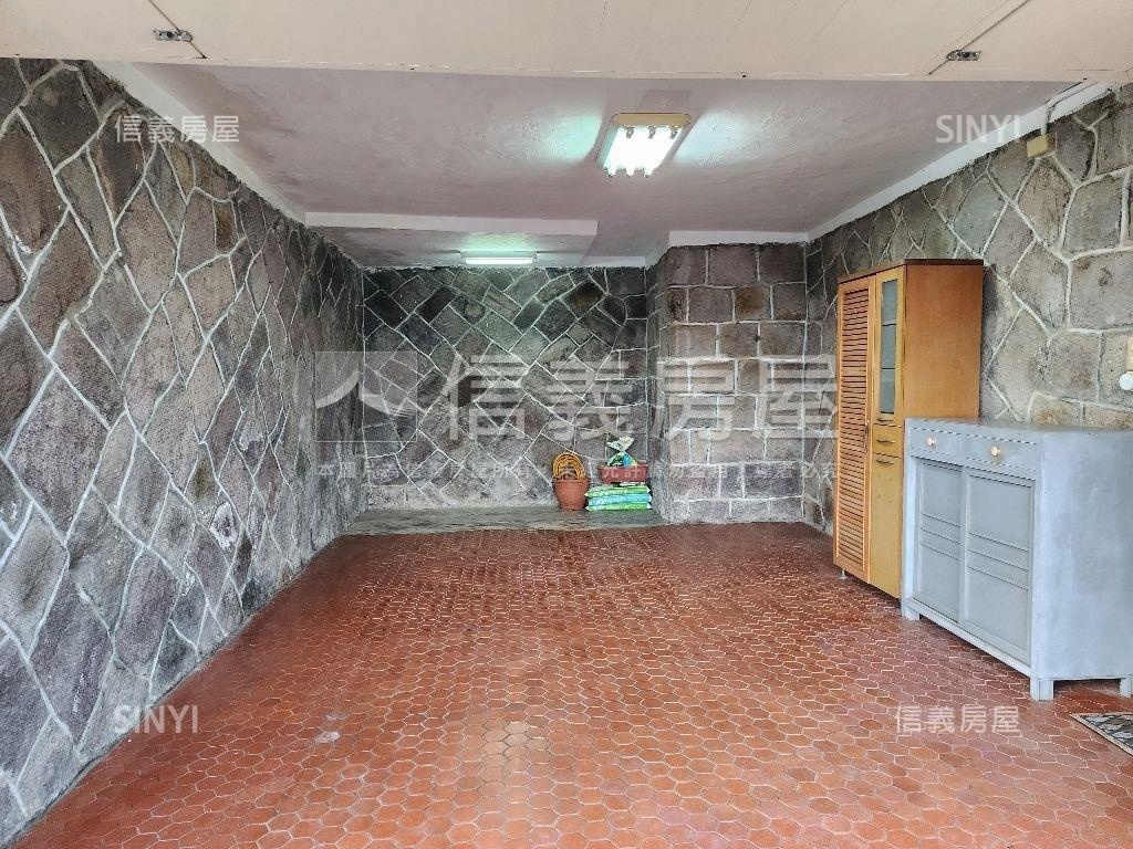 坐北朝南天母別墅景色絕佳房屋室內格局與周邊環境