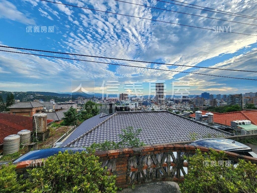 坐北朝南天母別墅景色絕佳房屋室內格局與周邊環境