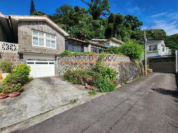 坐北朝南天母別墅景色絕佳