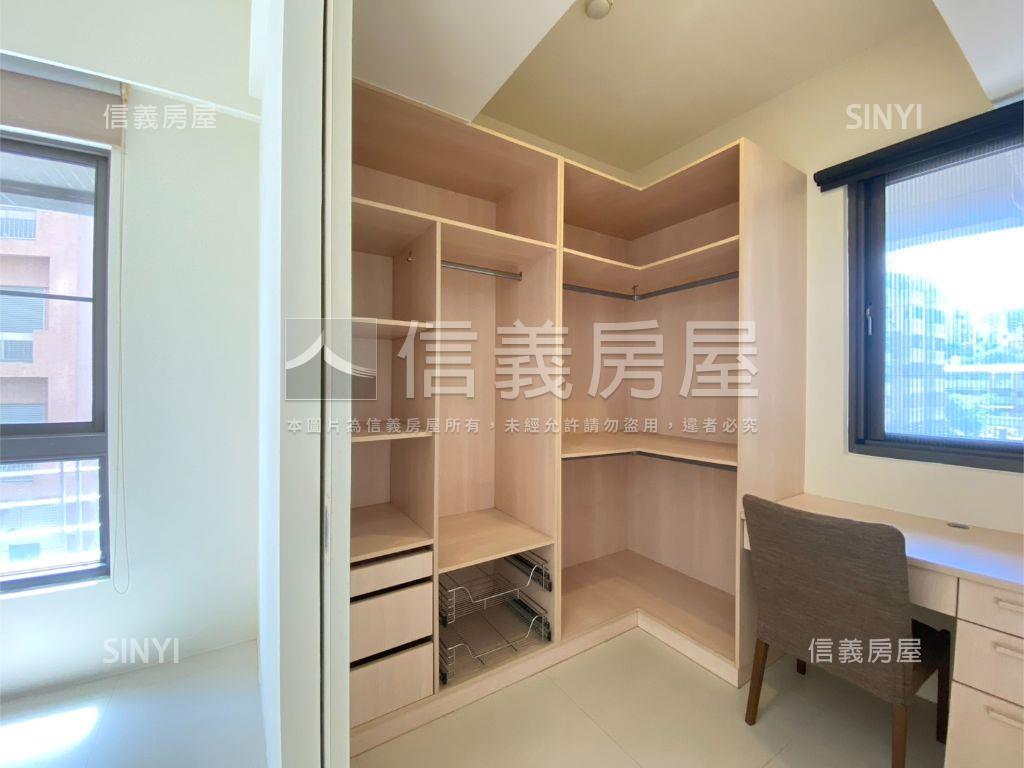 喬立月河邊間三房平車房屋室內格局與周邊環境