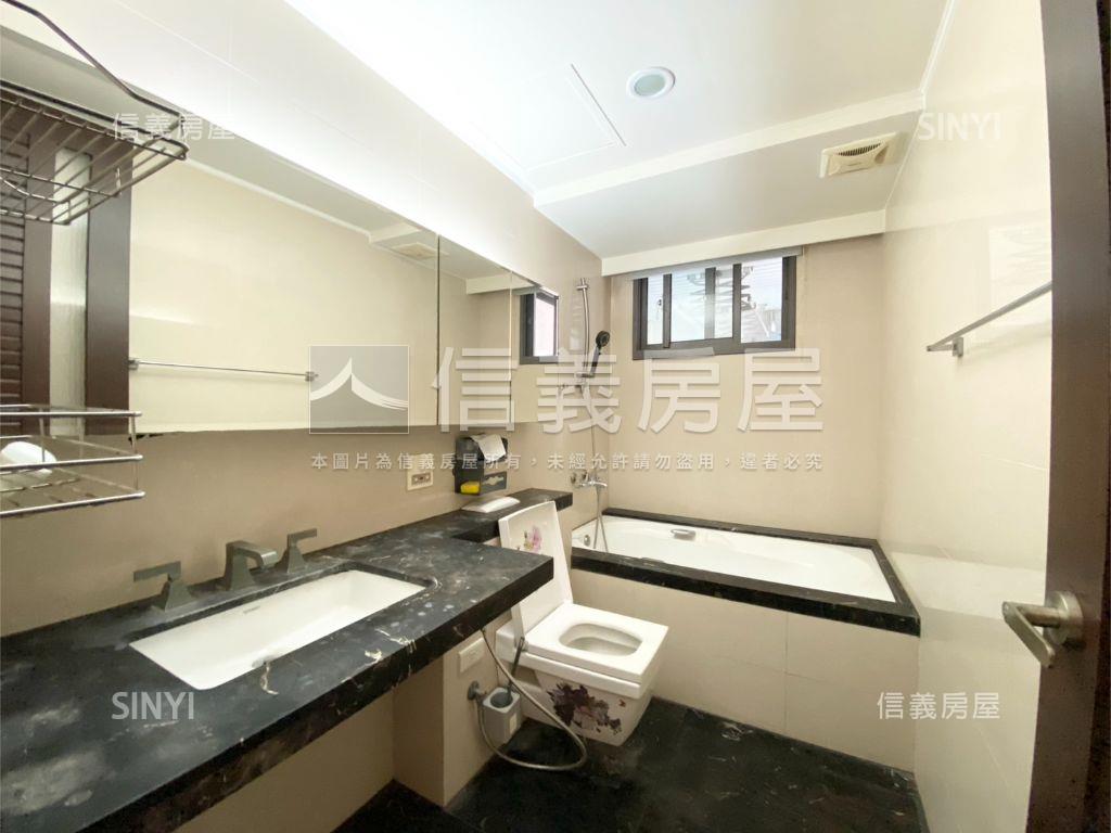 喬立月河邊間三房平車房屋室內格局與周邊環境