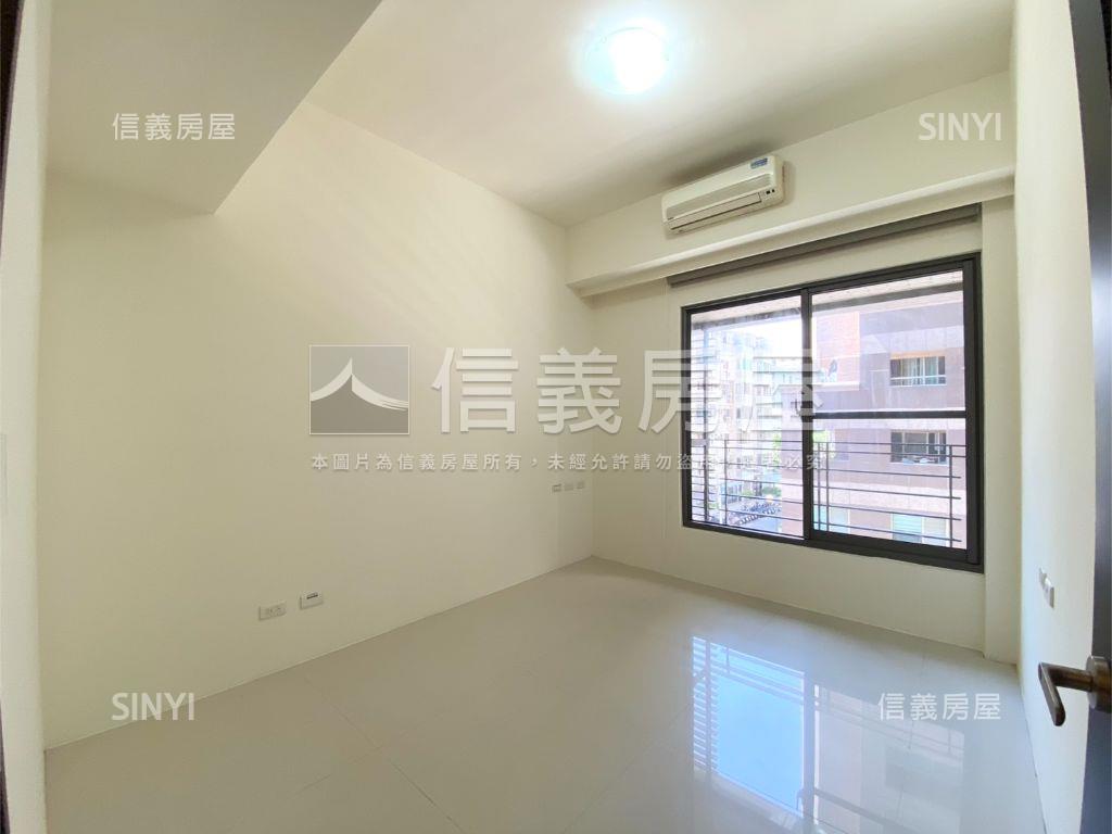 喬立月河邊間三房平車房屋室內格局與周邊環境