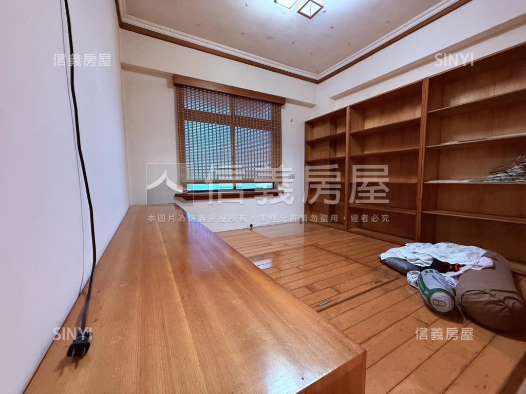 窗明几淨哈佛學園房屋室內格局與周邊環境