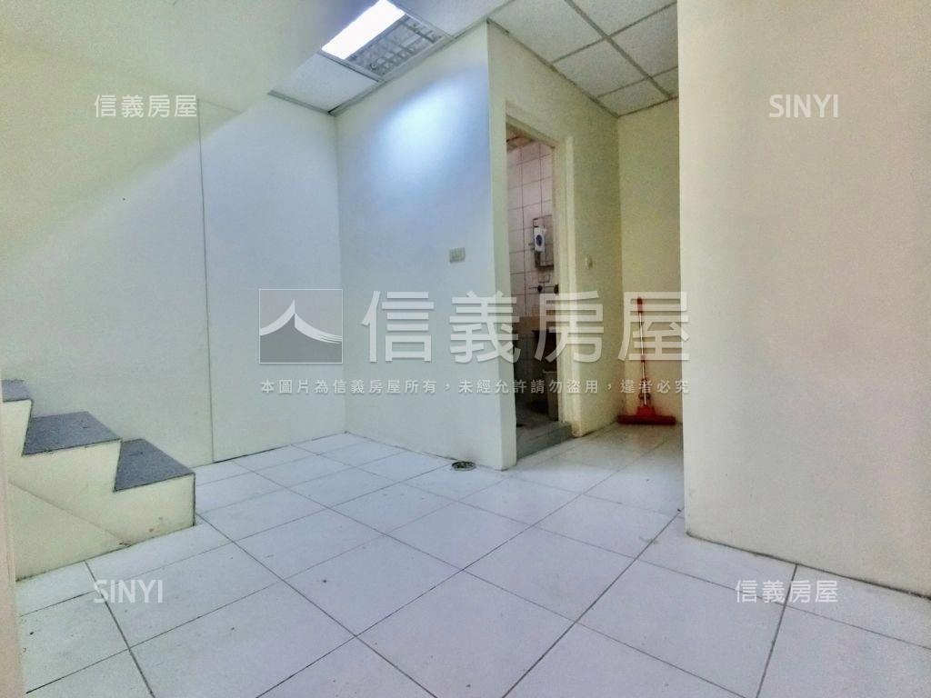 中原商圈金店面＋Ｂ１房屋室內格局與周邊環境