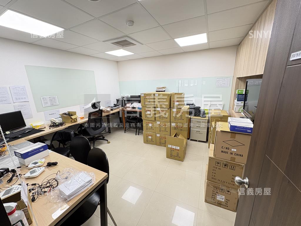 松江南京百坪純辦附車位房屋室內格局與周邊環境