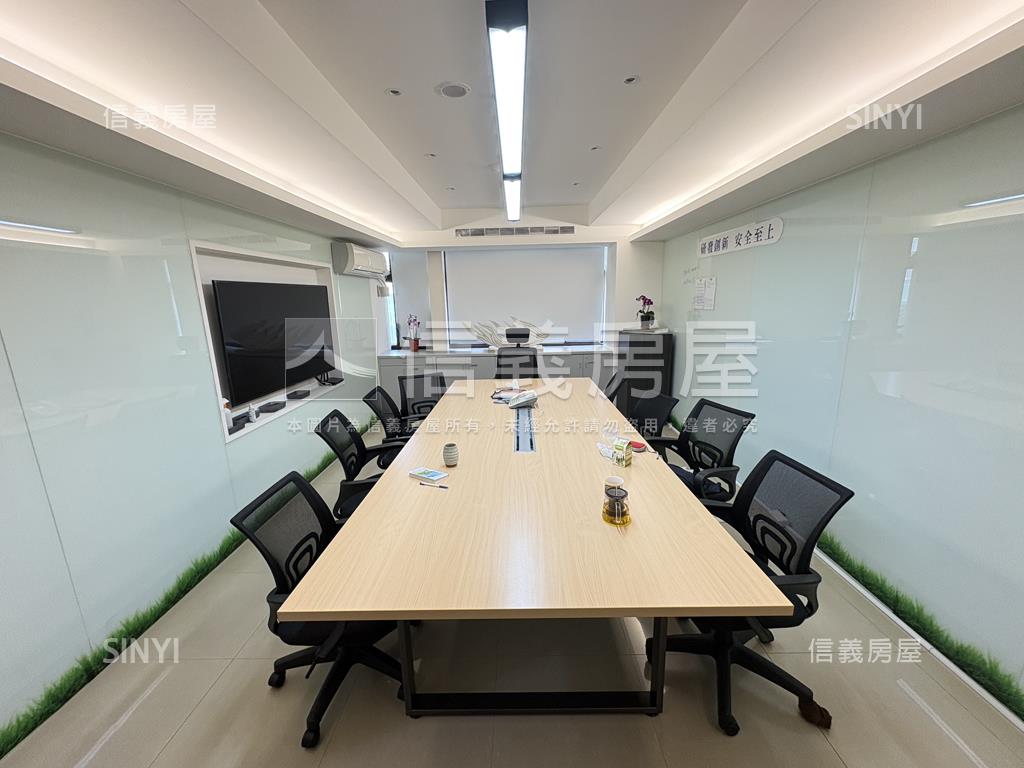 松江南京百坪純辦附車位房屋室內格局與周邊環境