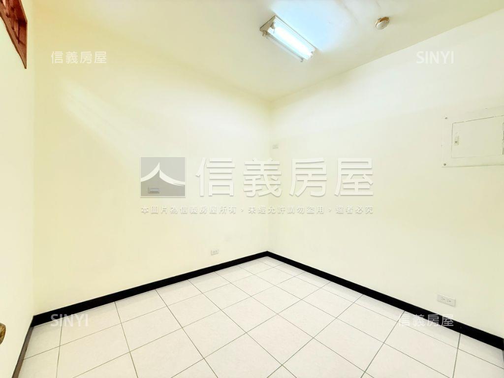 永富萬世低公設２房房屋室內格局與周邊環境