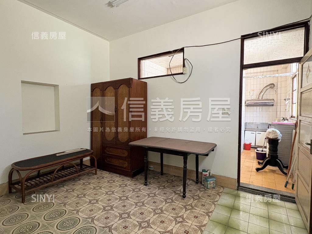 專｜安和路集市金店住房屋室內格局與周邊環境