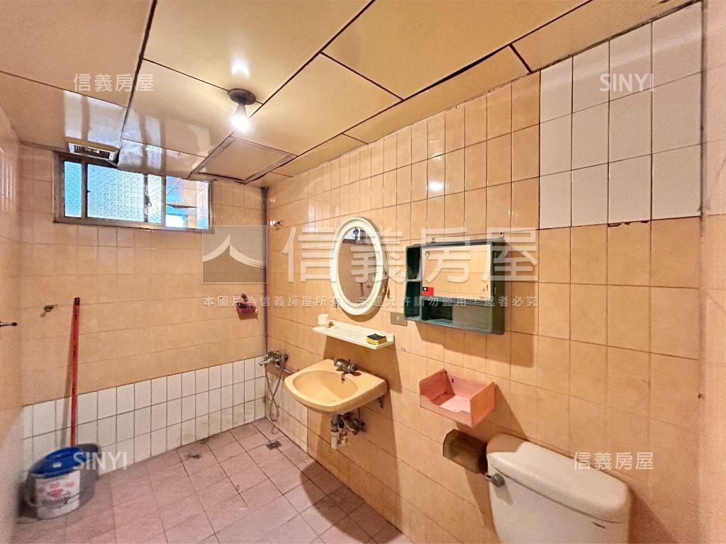 近未來捷運★實小南門學區房屋室內格局與周邊環境