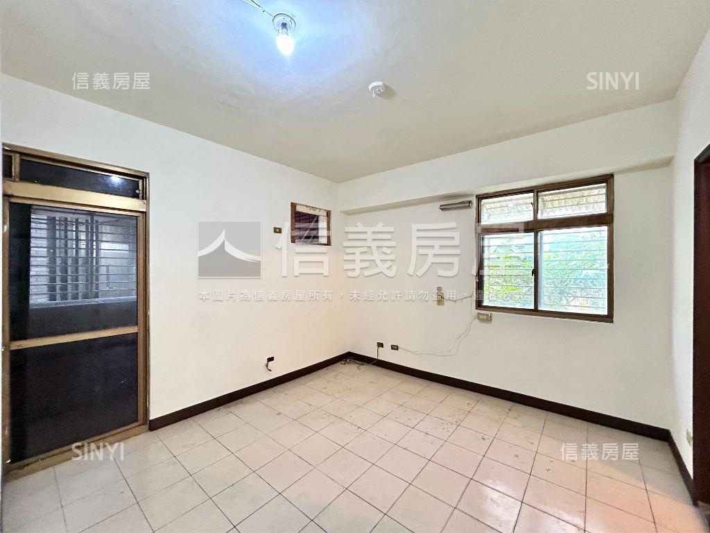 近未來捷運★實小南門學區房屋室內格局與周邊環境