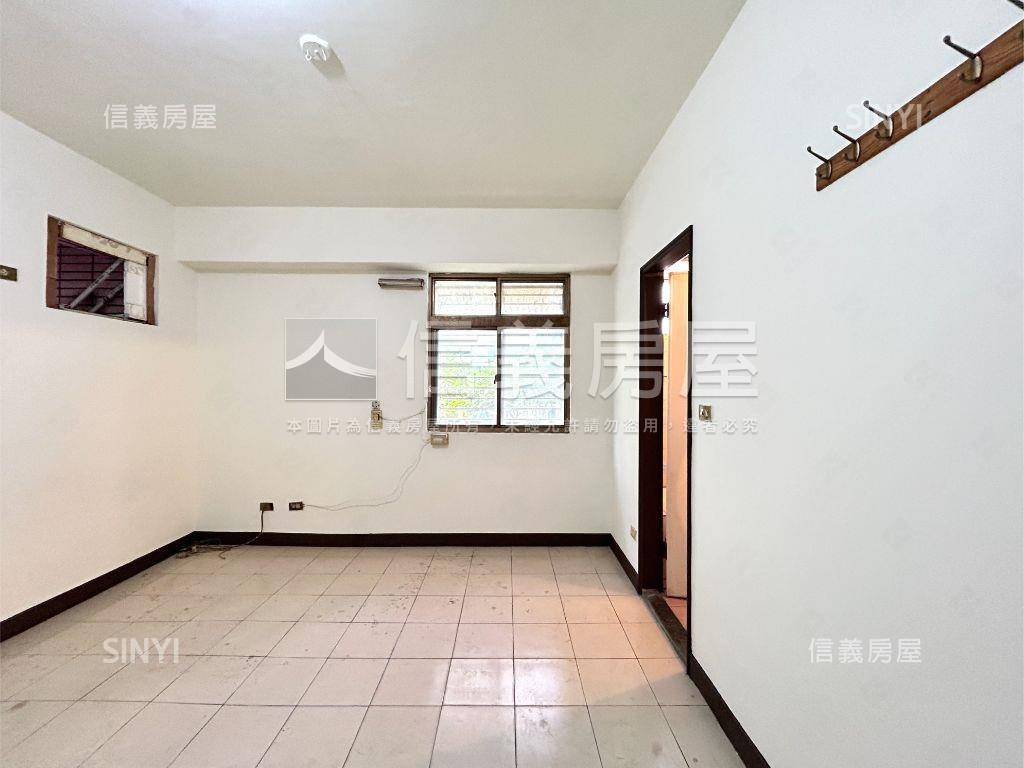 近未來捷運★實小南門學區房屋室內格局與周邊環境